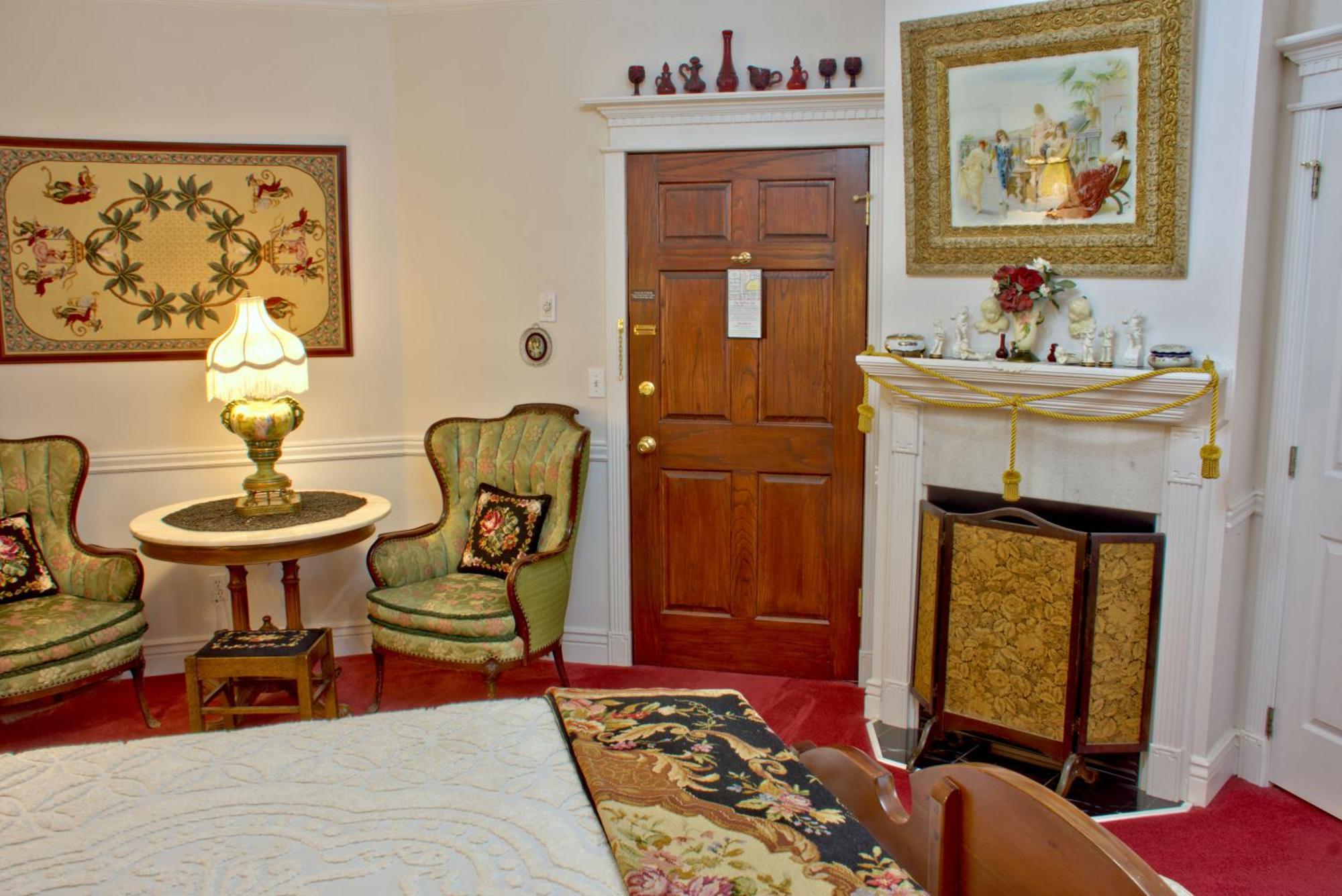 Big Yellow Inn Cedar City Room photo
